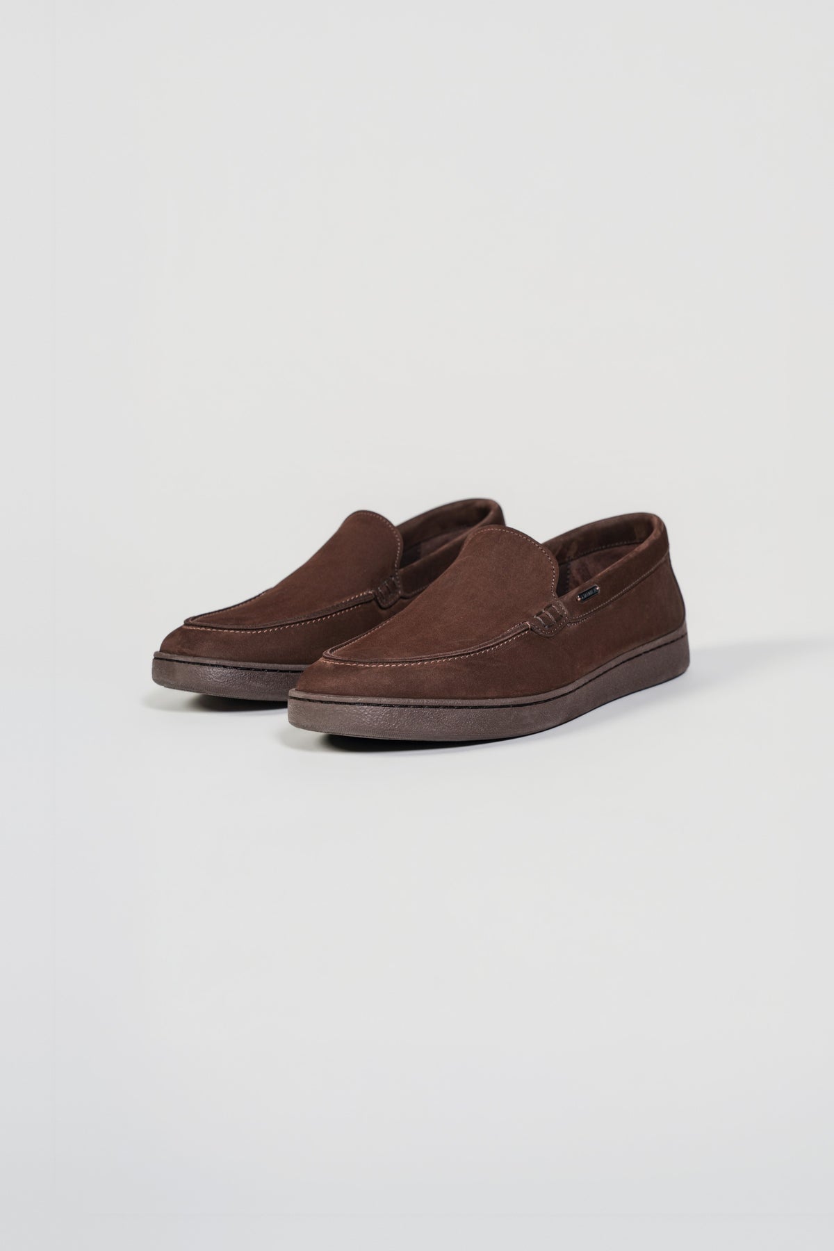 ST. NUBUCK BROWN